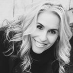 Profile Picture of Susan Stover Davis (@chiksinger) on Instagram