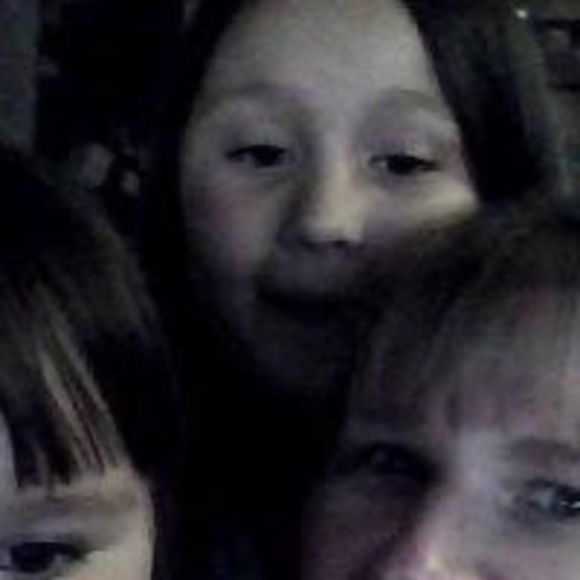 Profile Picture of Connie Almendarez (@conalex129) on Poshmark