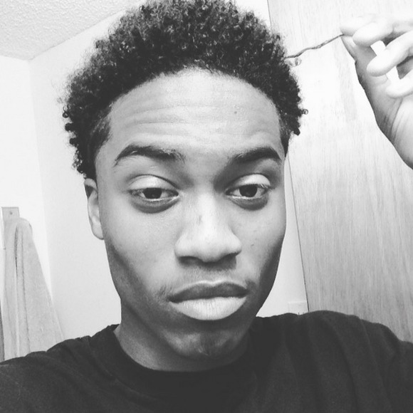 Profile Picture of Kenroy Edwards (@kalvin_412) on Poshmark