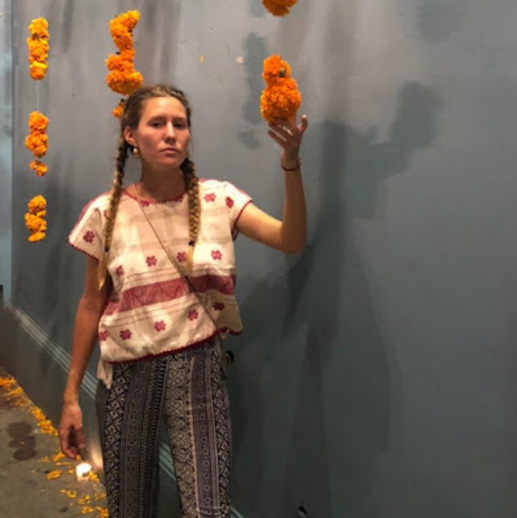 Rebekah Schuringa - Poshmark Profile Picture of Rebekah Schuringa (@rschuringa) on Poshmark