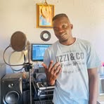 Profile Picture of SemBee De Prod (@SembeeSa) on Facebook