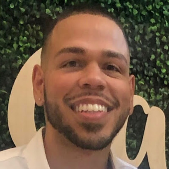 Profile Picture of Jonathan Santana (@jonathansant130) on Poshmark