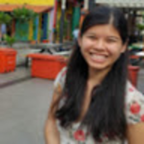 Profile Picture of Sandy Trinh (@strinh2011) on Poshmark