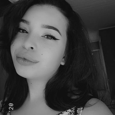 Profile Picture of Zouille (@ElisaWeiss_) on Twitter