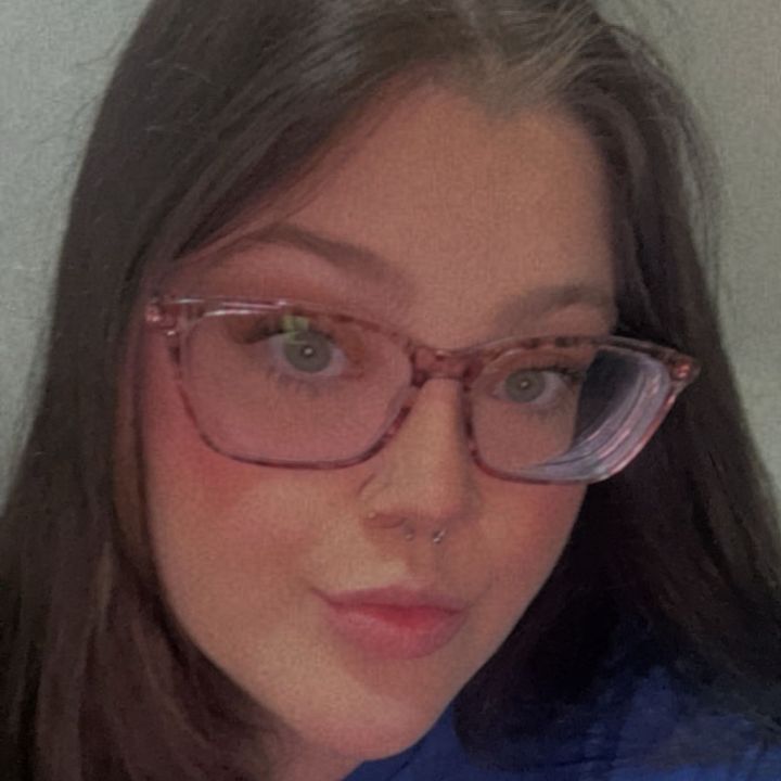Profile Picture of clarissa 💞 (@@clarissaxpearce) on Tiktok