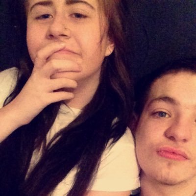 Profile Picture of Danielle (@Daniellefitton) on Twitter