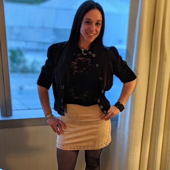 Profile Picture of Jamie Ahern (@jamiegirl026) on Poshmark