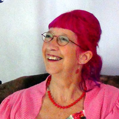 Profile Picture of Lucia Carter Keates (@lckeates) on Twitter