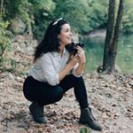 Profile Picture of stories, pictures, thoughts (@ameliabartlett) on Instagram