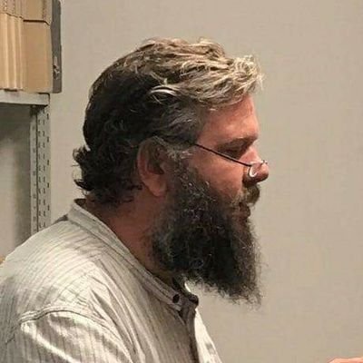 Profile Picture of Jim Middleton (@jimthetall) on Twitter