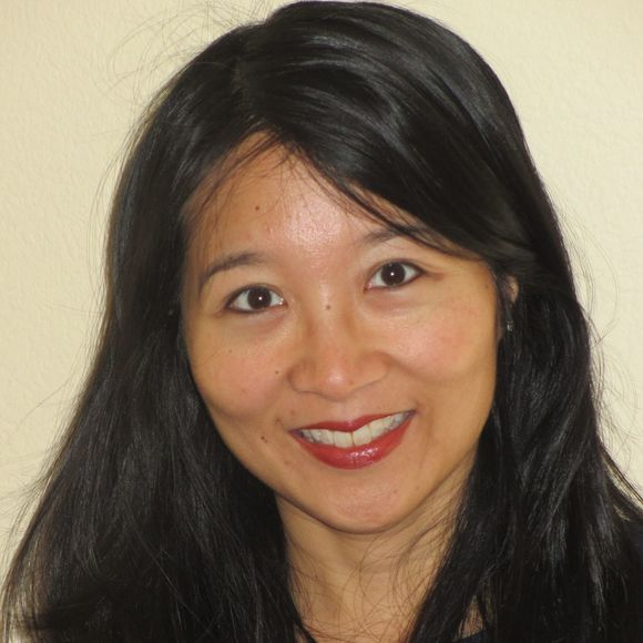 Profile Picture of Tobey Tam (@tobeytam) on Poshmark