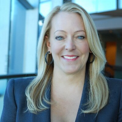 Profile Picture of Elizabeth Hoff (@elizhoff1) on Twitter