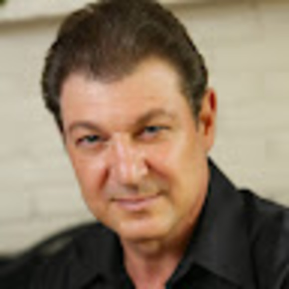 Profile Picture of John Centrone (@johncentrone) on Poshmark