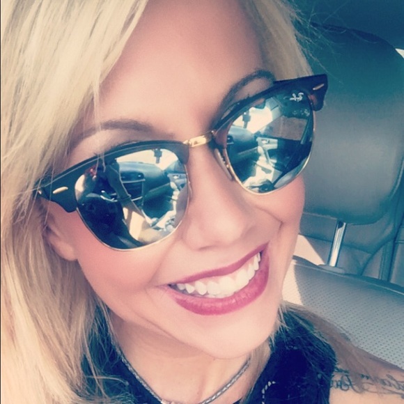 Profile Picture of Meagan Manning (@hairdiva11) on Poshmark