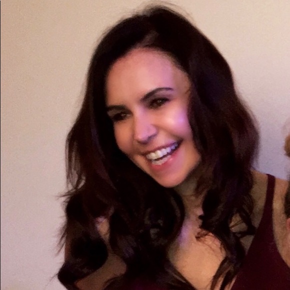 Profile Picture of Jodi Cullum (@jcyyc) on Poshmark