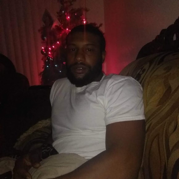 Profile Picture of Rene Downing (@renedowning91) on Poshmark