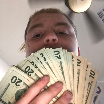 Profile Picture of Daniel Burd (@DanielBurd9) on Twitter