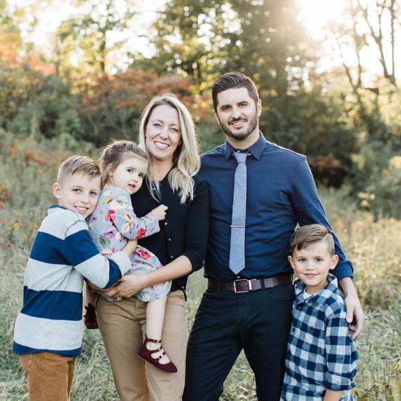 Profile Picture of Kayla Anvary (@kanvary) on Poshmark