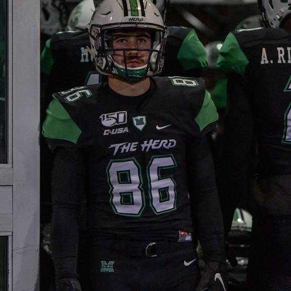 Profile Picture of Ethan Hahn (@ethanhahn21) on Poshmark