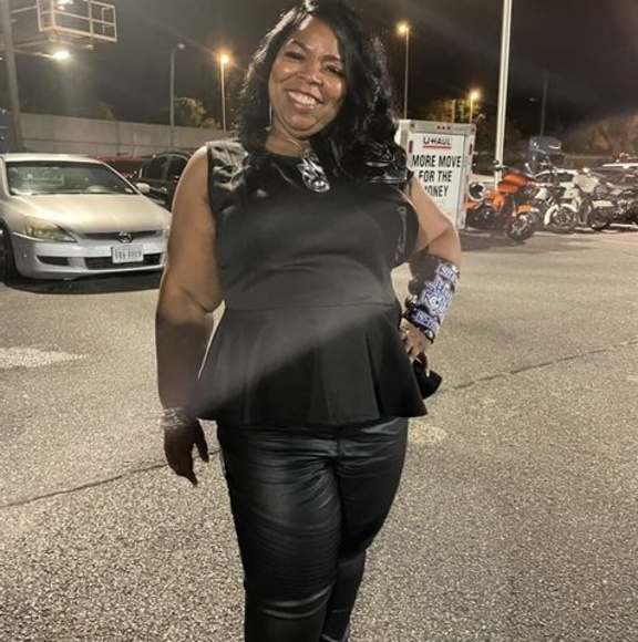 Profile Picture of Janine Mack (@jmoutlaw408) on Poshmark