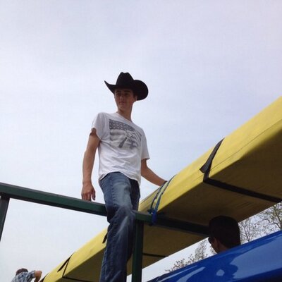 Profile Picture of Ben Wilmot (@werdtothebird) on Twitter