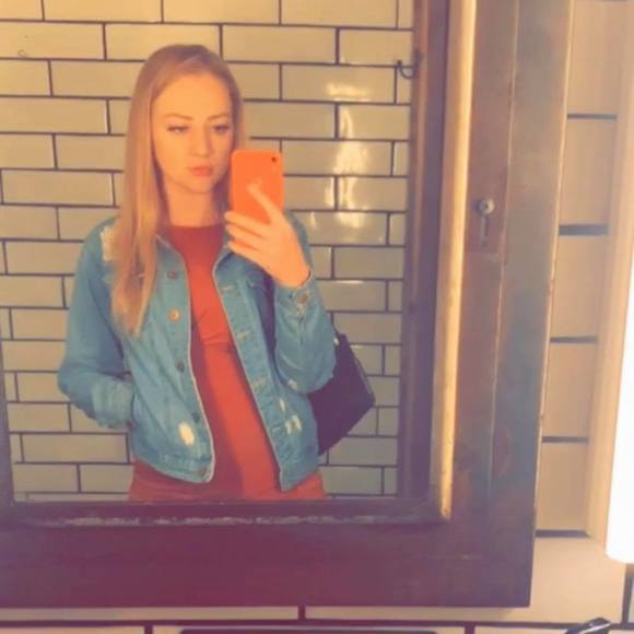 Profile Picture of Mikenna Thomas (@mikennathomas) on Poshmark