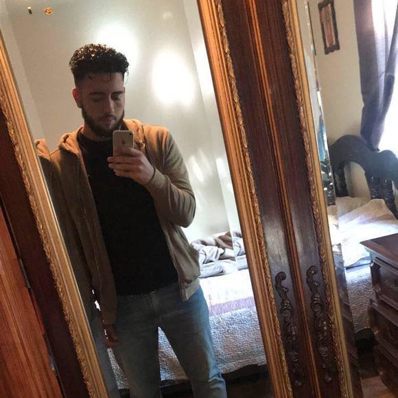 Profile Picture of Gabriel Gutierrez (@gabrielgutie851) on Poshmark