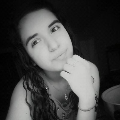 Profile Picture of Alexa Bianchi (@AlexaRB2002) on Twitter