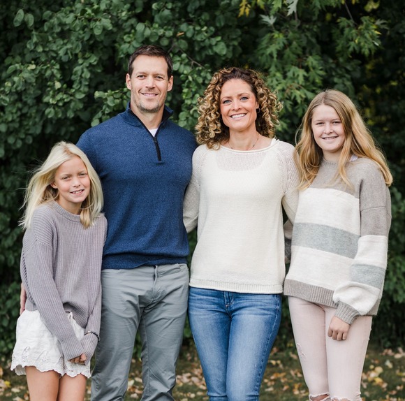 Profile Picture of Jenny Dumdei (@addyella) on Poshmark