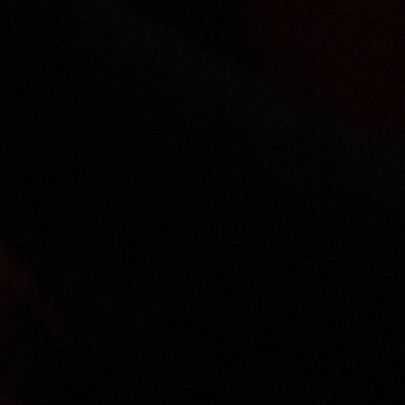 Profile Picture of Shelly Klinger (@shellyklingerr) on Poshmark