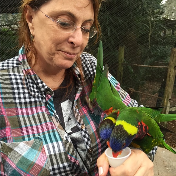 Profile Picture of Deborah Salerno (@veteran) on Poshmark