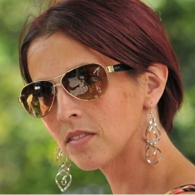 Profile Picture of Delphine Garcia (@delphgarcia) on Twitter