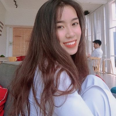 Profile Picture of Nguyễn Thị Xinh (@NguynThXinh13) on Twitter