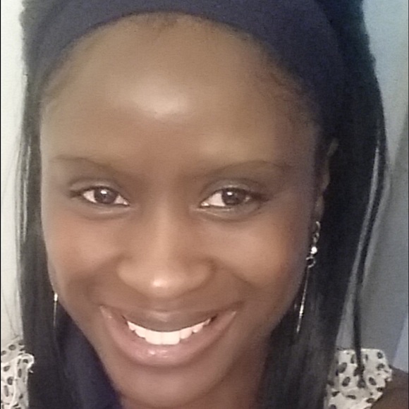Profile Picture of Theowauna Hatchett (@theowauna) on Poshmark