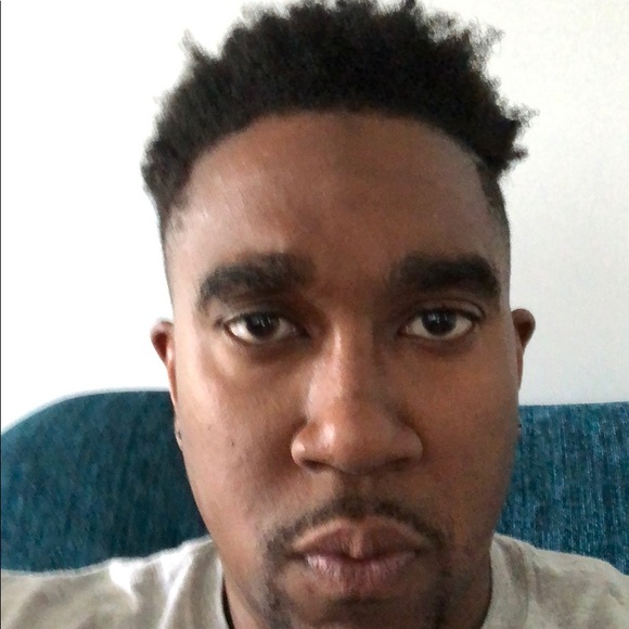 Profile Picture of Michael Andrews (@damadalpha) on Poshmark