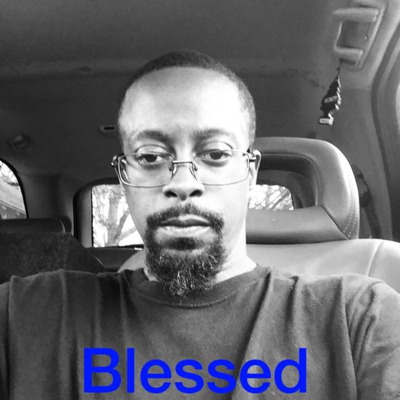 Profile Picture of Jb Jones (@jb_jones) on Poshmark
