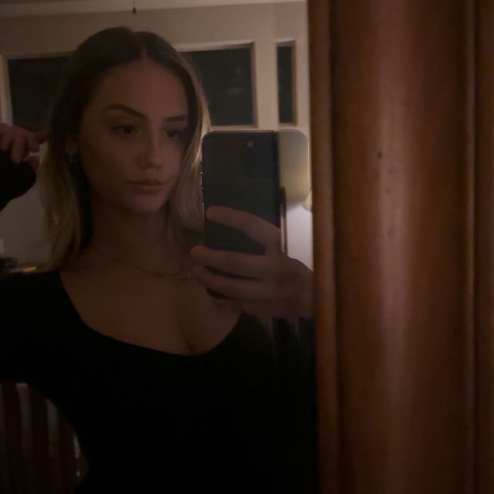 dani - Tiktok Profile Picture of dani (@daniellequesadaa) on Tiktok