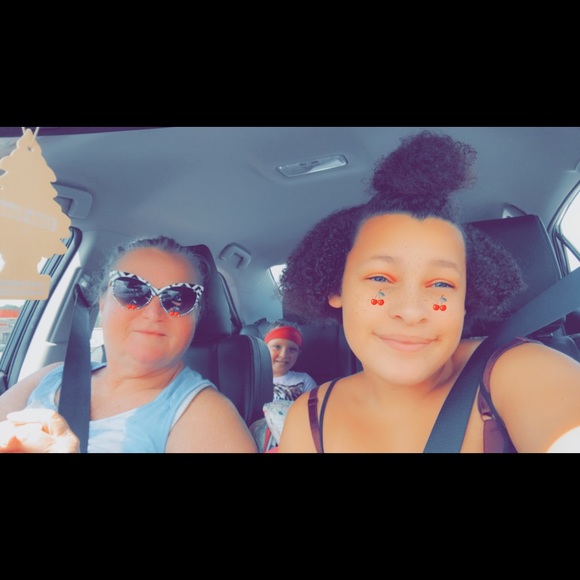 Profile Picture of Gabrielle Proctor (@gabriellepro747) on Poshmark