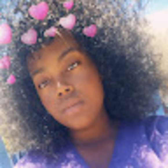Profile Picture of Mirline Serenity (@highkeymimi) on Poshmark