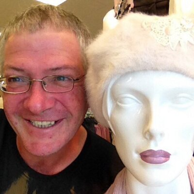 Profile Picture of Gary Watson (@GaryLampGenie) on Twitter