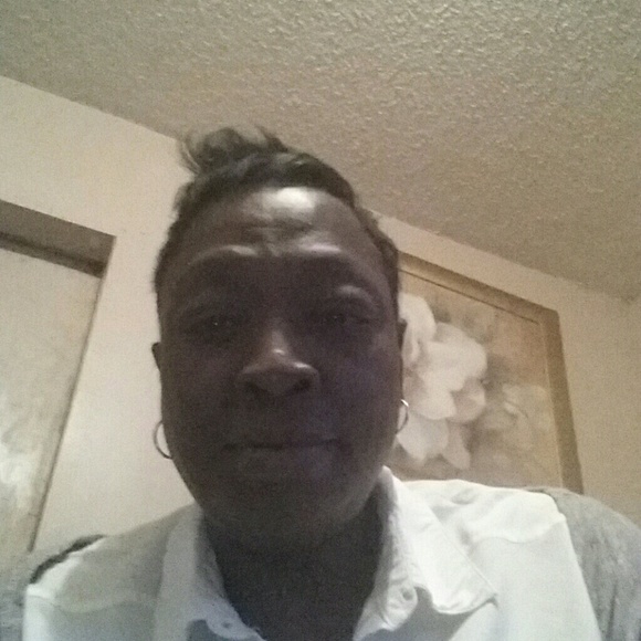 Profile Picture of Joann Boyd (@joann7008) on Poshmark