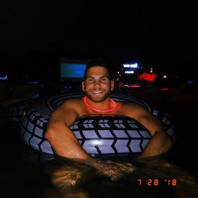 Profile Picture of Mike Finn (@MikeswimFinn) on Twitter