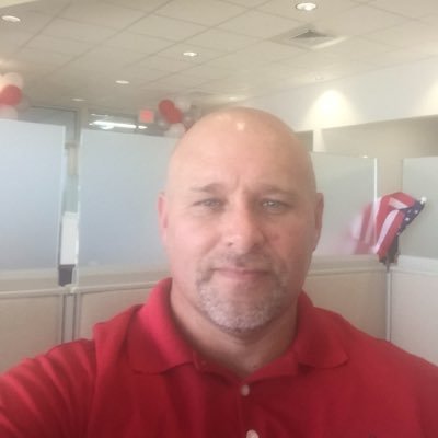 Profile Picture of Jeremy Bradshaw (@JeremyB43604888) on Twitter