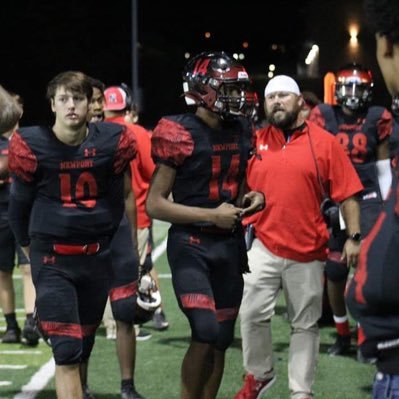 Profile Picture of Derek Webster (@lbcoach43) on Twitter