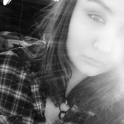 Profile Picture of Miranda Conner (@MirandaConner16) on Twitter