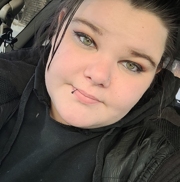 Profile Picture of Kirsten-mari Colstad (@kcolstad) on Poshmark