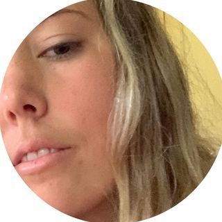 Profile Picture of Hannah Hart Wilken (@hannahhhart) on Instagram