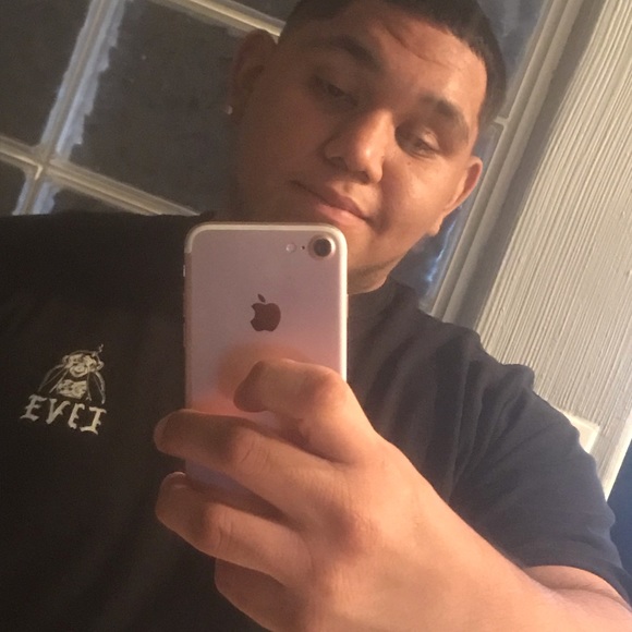 Profile Picture of Jonathan Esquivel (@teflonjon5) on Poshmark