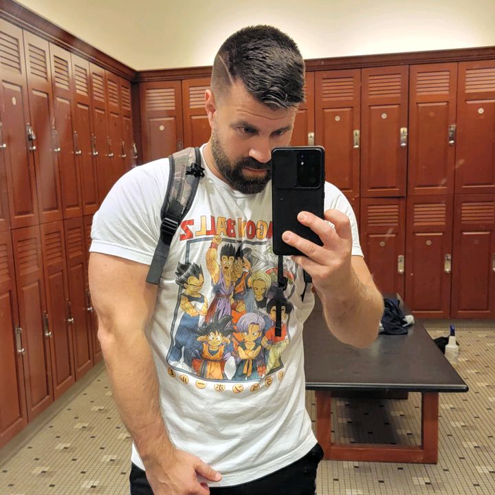 Profile Picture of Jason Leavey (@brobotninja) on Tiktok