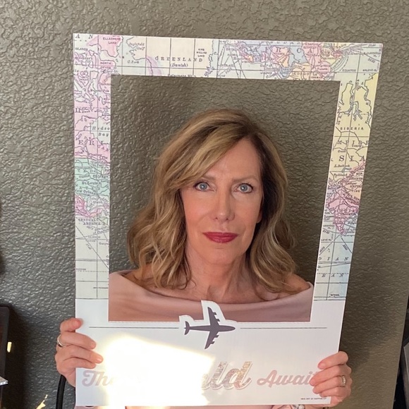 Profile Picture of Deborah Campos (@deborahlee63) on Poshmark